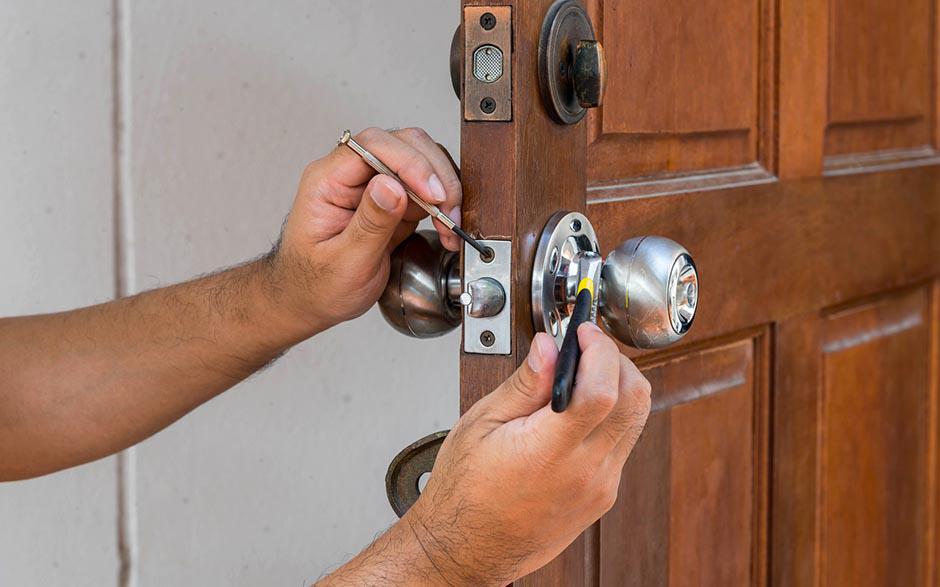 serrure de porte intérieure Paris 4
